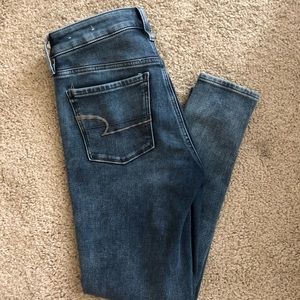 American Eagle high rise jegging size 4 short